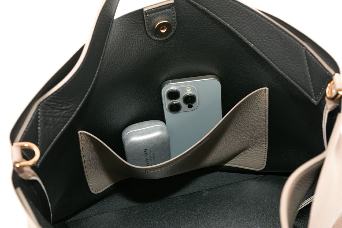 VIOLAd'ORO ヴィオラドーロ TRERO トレロ Wフェイストートバッグ(L) V-1508