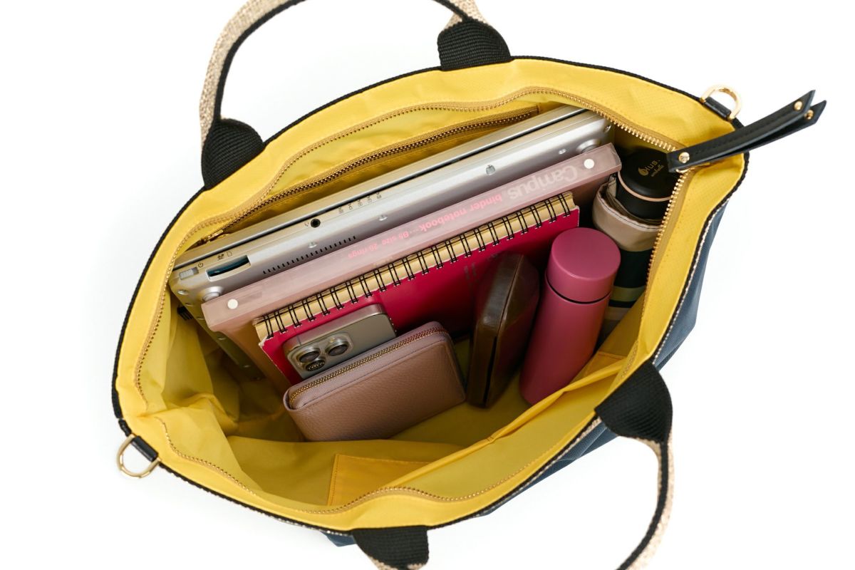 VIOLAd'ORO ヴィオラドーロ GINO ジーノ ナイロン×ゴールドテープトートバッグ(L) V-2039