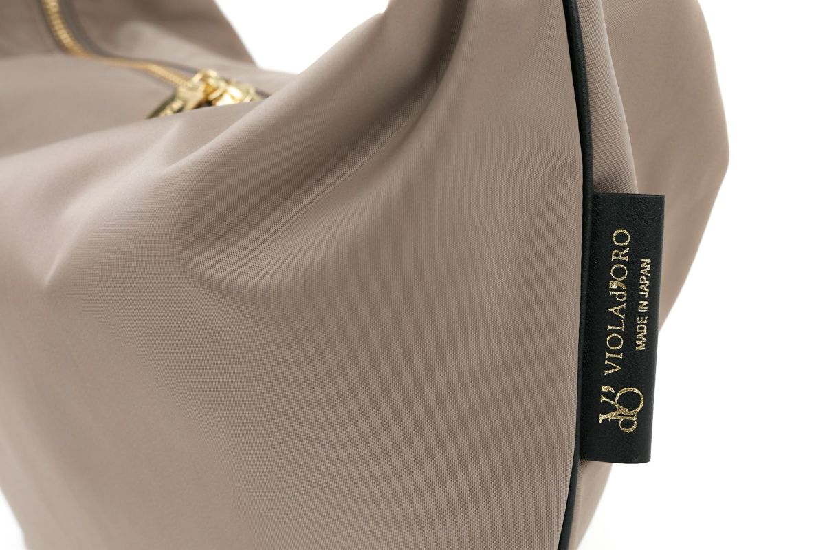 VIOLAd'ORO ヴィオラドーロ BIANCA ビアンカ ボディバッグ V-2248