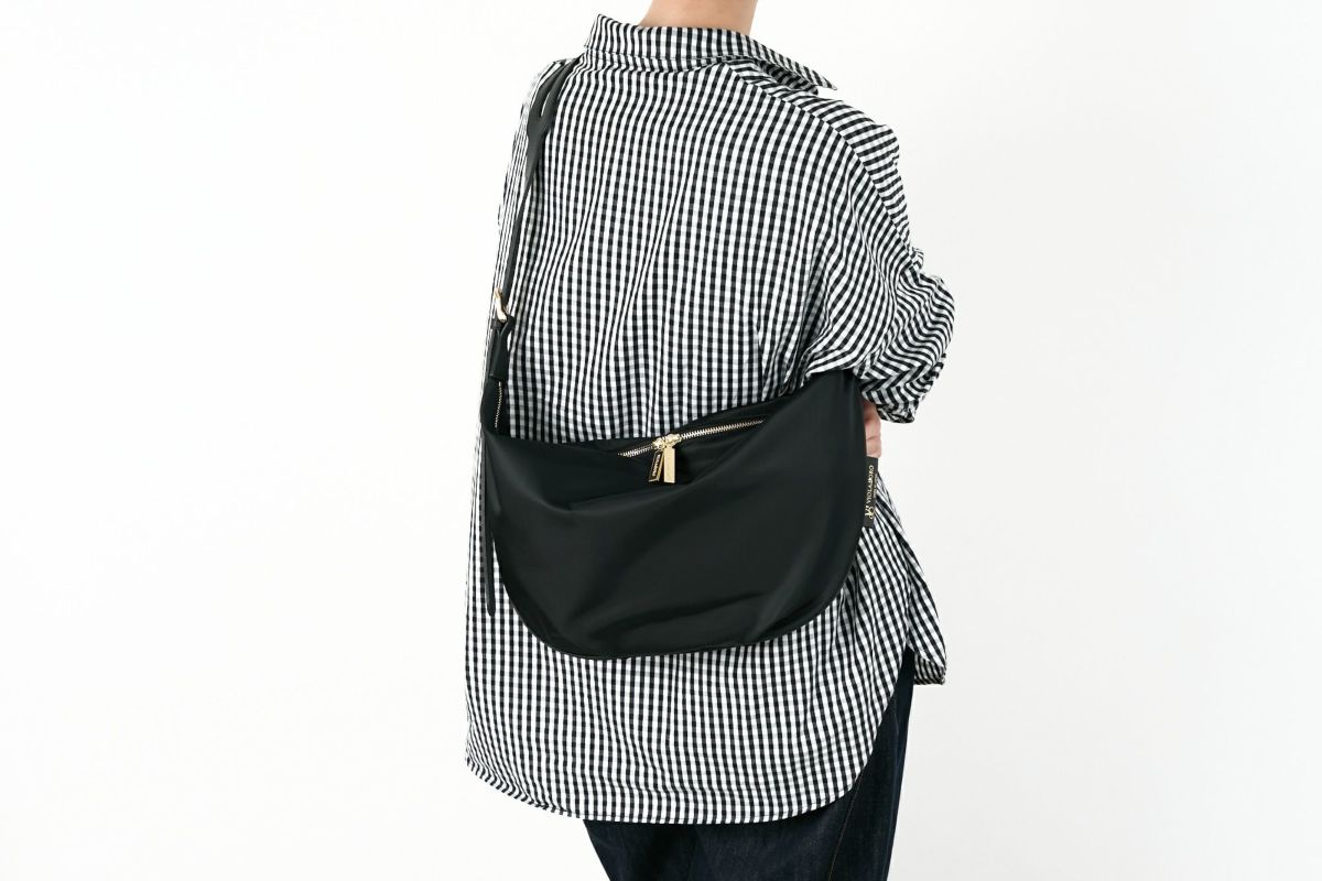 VIOLAd'ORO ヴィオラドーロ BIANCA ビアンカ ボディバッグ V-2248