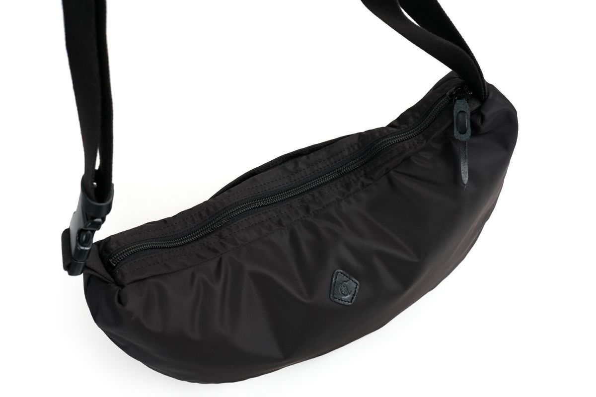 CLEDRAN クレドラン FORI フォリ ボディバッグ CR-CL3850