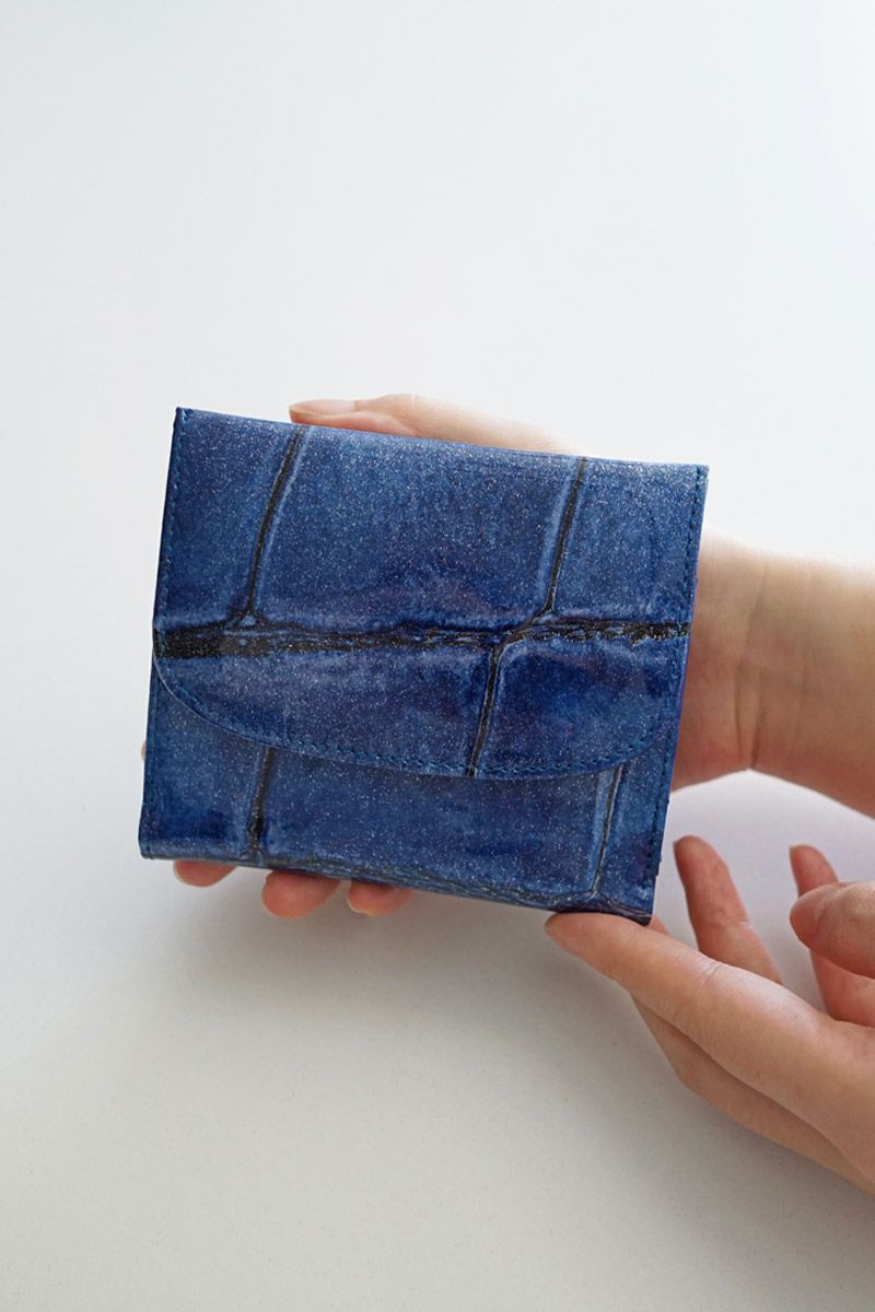 VIA DOAN ヴィア ドアン Large croco ラージクロコ 小銭入れ付き二つ折り財布 969