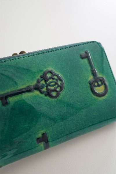 VIA DOAN ヴィア ドアン Retro レトロ 小銭入れ付き長財布 732