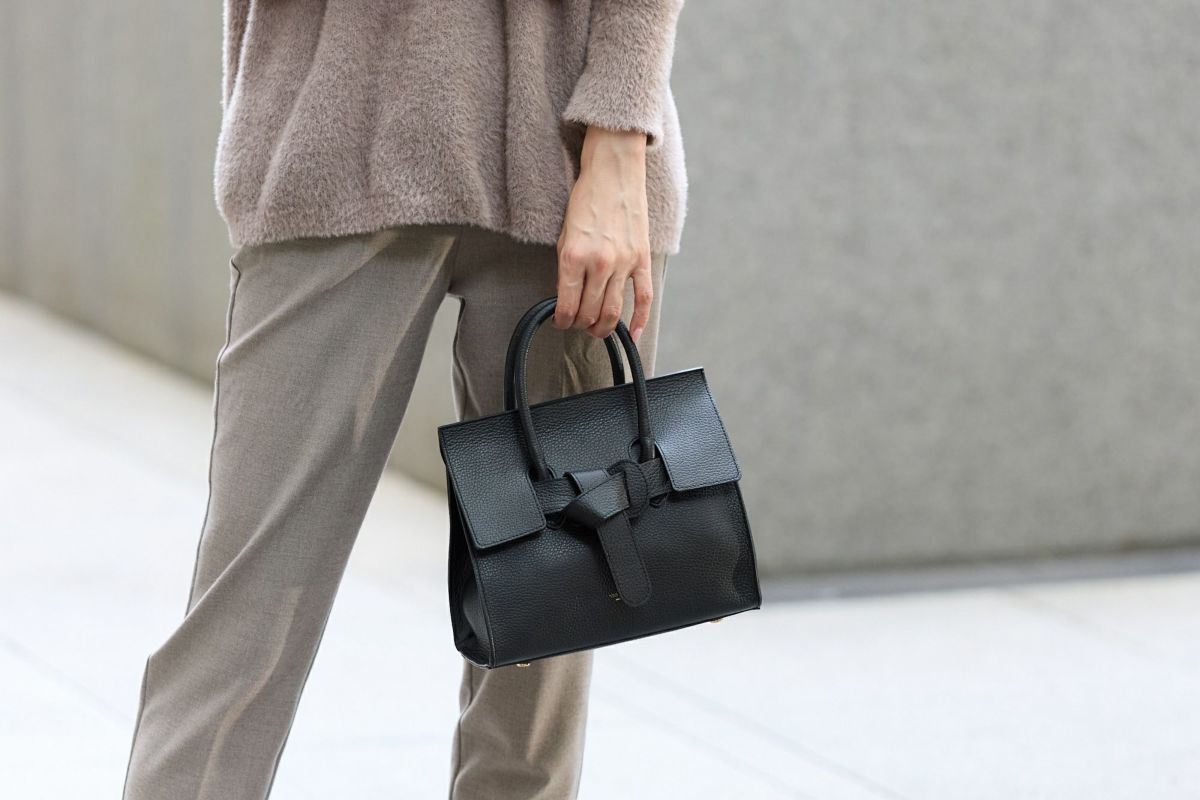 VIOLAd'ORO ヴィオラドーロ TRERO トレロ Wフェイスベルトトートバッグ V-1514