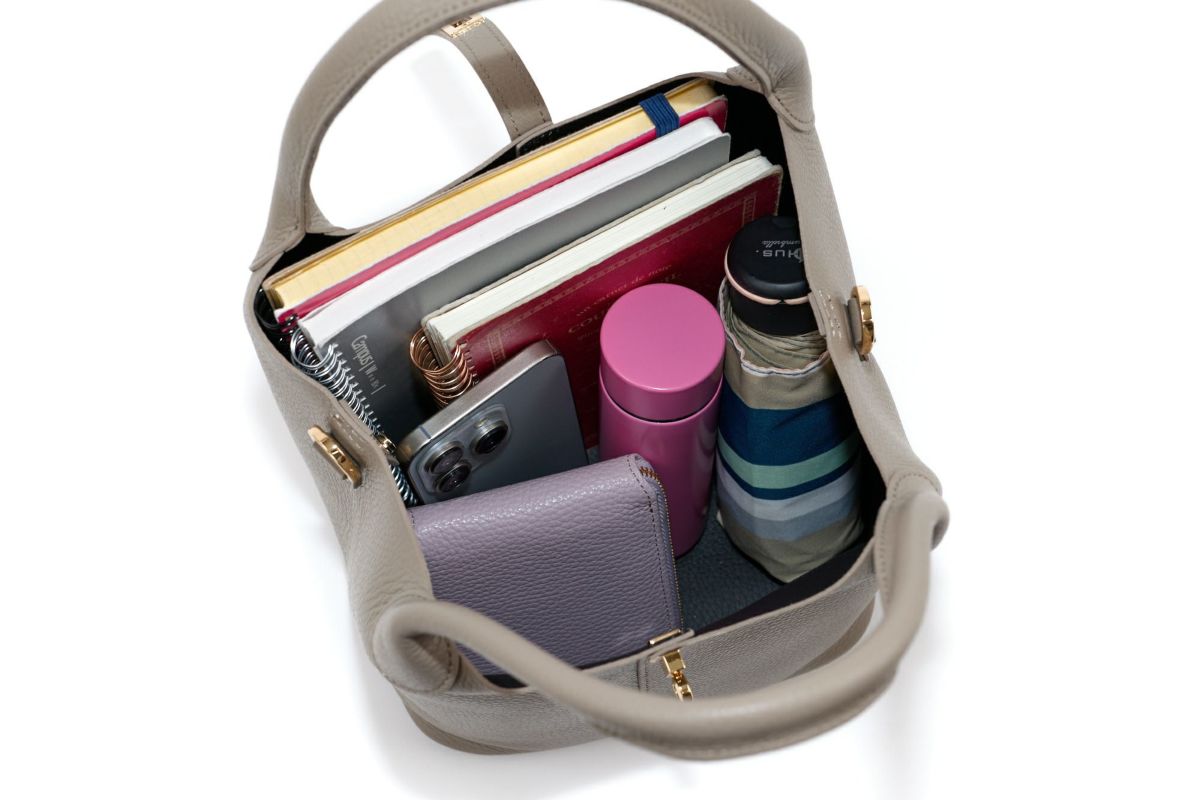 VIOLAd'ORO ヴィオラドーロ TRERO トレロ Wフェイストートバッグ V-1573