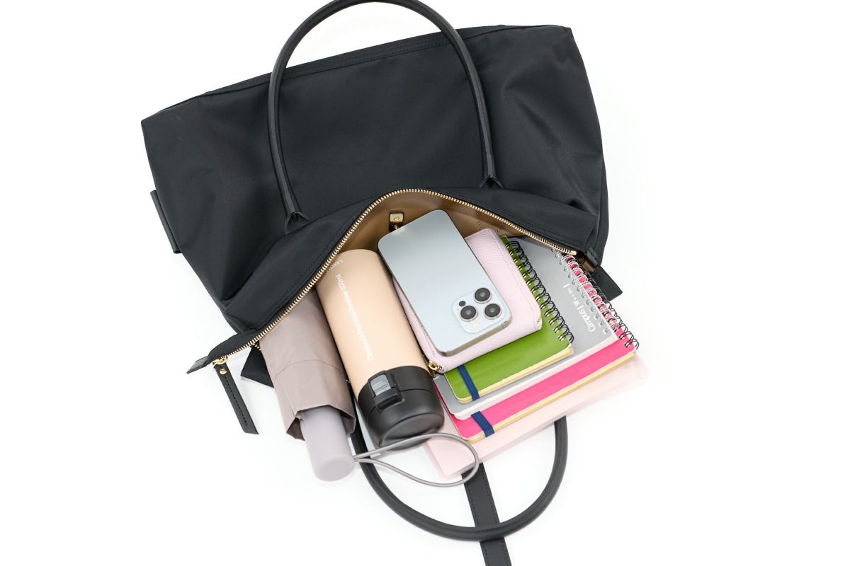 VIOLAd'ORO ヴィオラドーロ BIANCA ビアンカ トートバッグ(M) V-2261