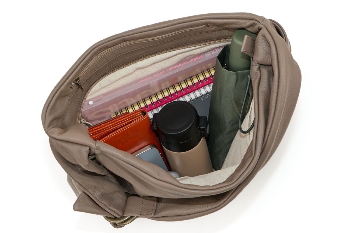 Dakota ダコタ ポルコ2 ワンショルダーバッグ 1034800