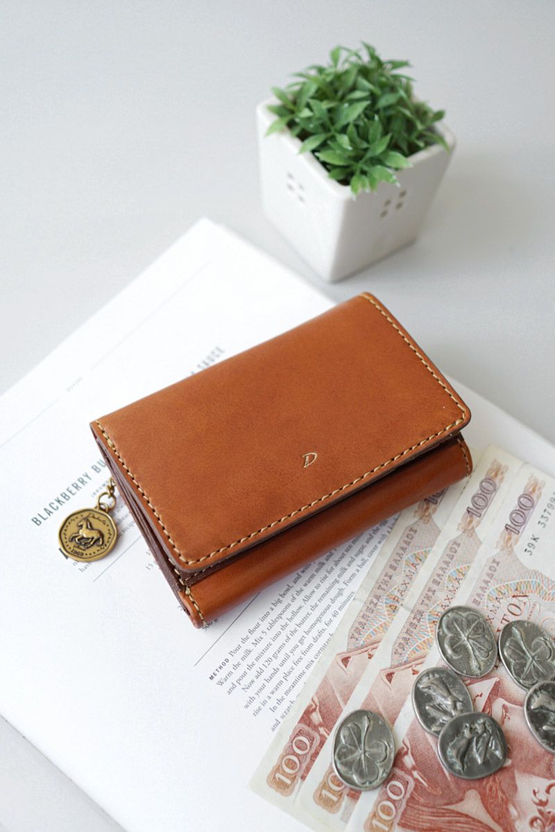 Dakota ダコタ ラフィナート 小銭入れ付き三つ折り財布 0031740