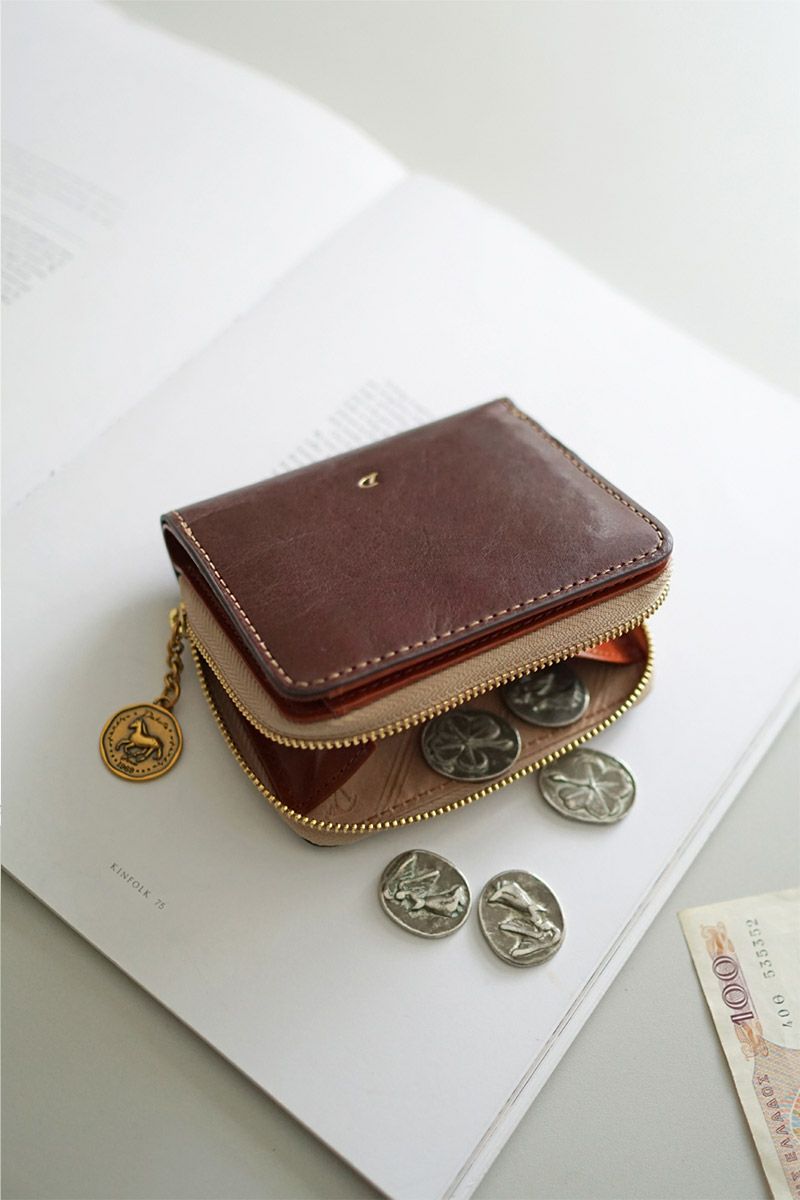 Dakota ダコタ ラフィナート 小銭入れ付き二つ折り財布 0031741