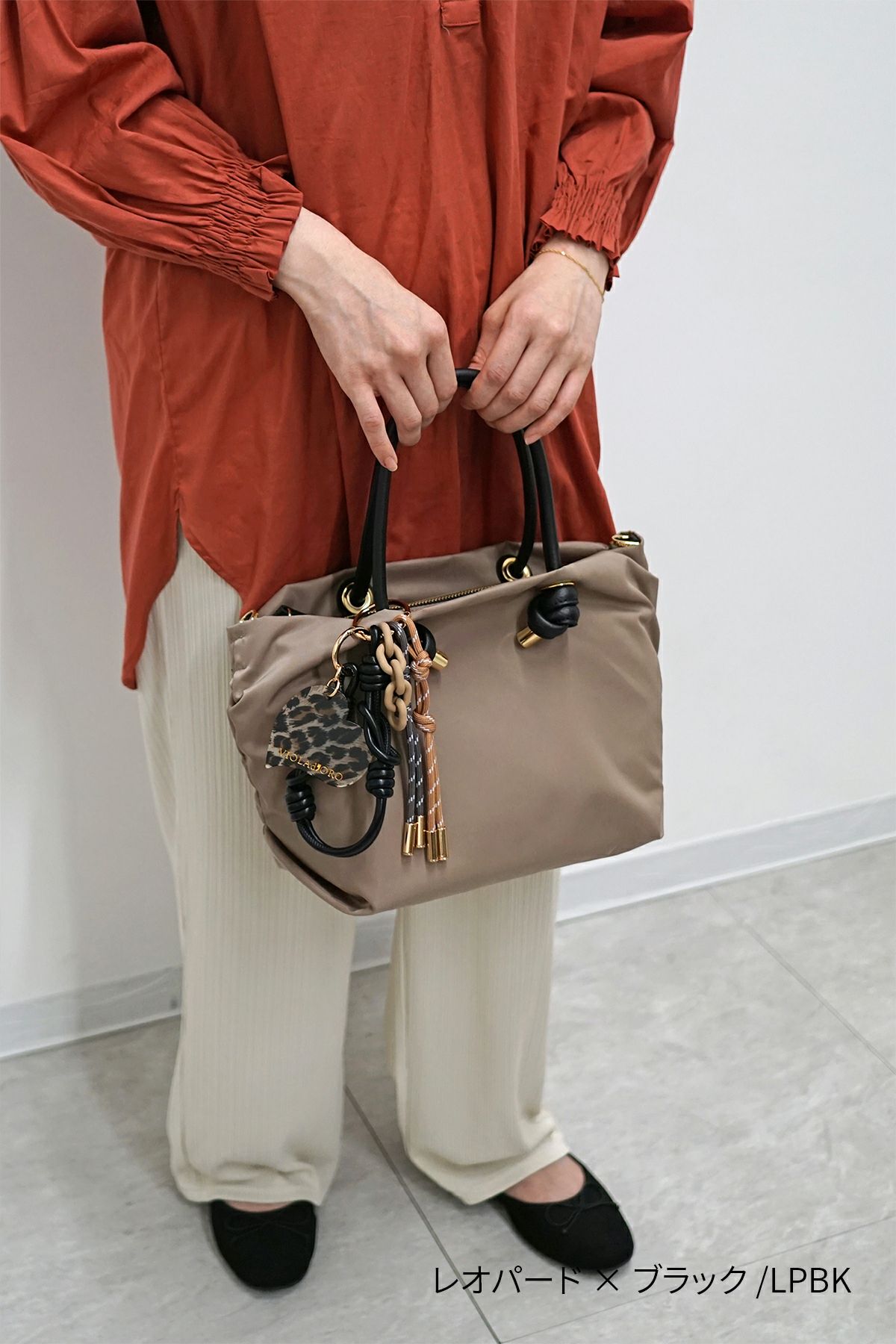 VIOLAd'ORO ヴィオラドーロ BIANCA ビアンカ バッグチャーム V-5078