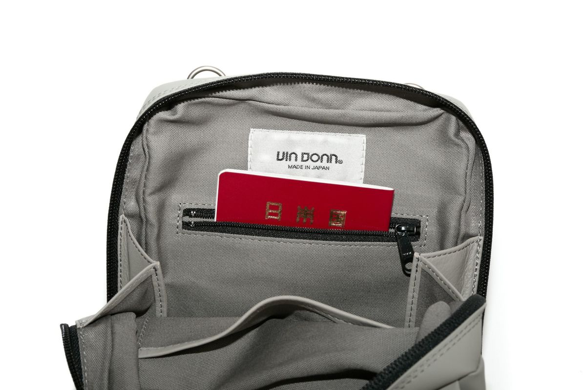 VIA DOAN ヴィア ドアン Pincer パンセ 縦長ミニショルダーバッグ 2307