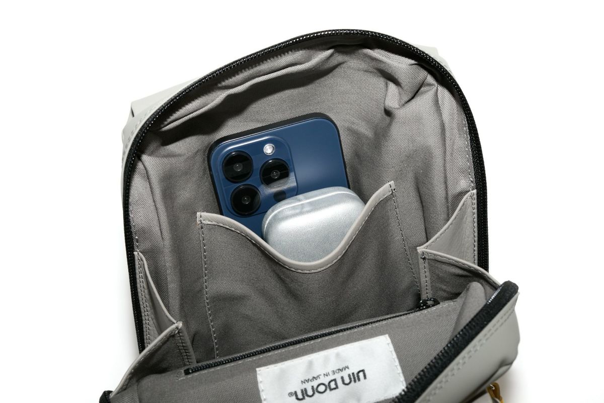 VIA DOAN ヴィア ドアン Pincer パンセ 縦長ミニショルダーバッグ 2307