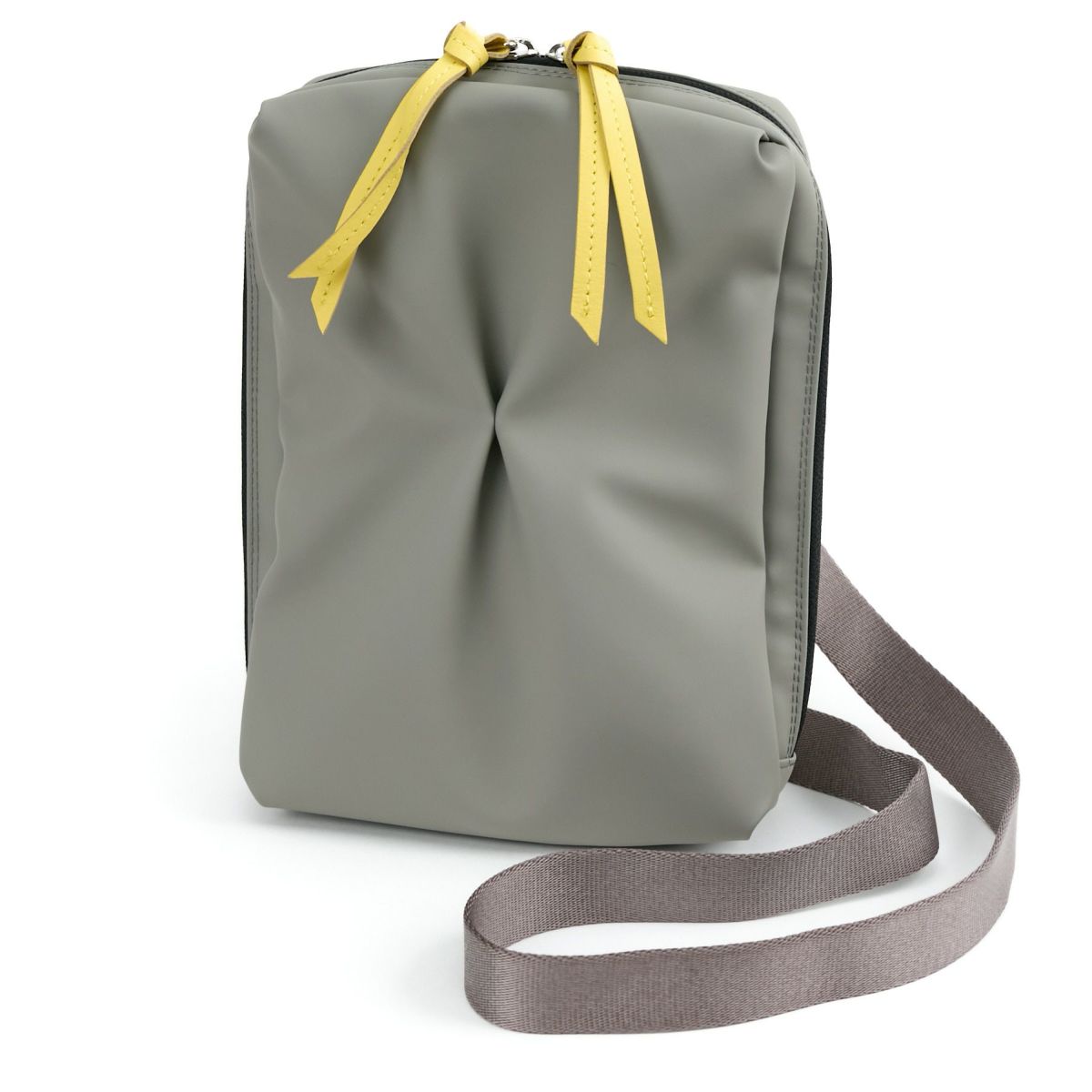 VIA DOAN ヴィア ドアン Pincer パンセ 縦長ミニショルダーバッグ 2307