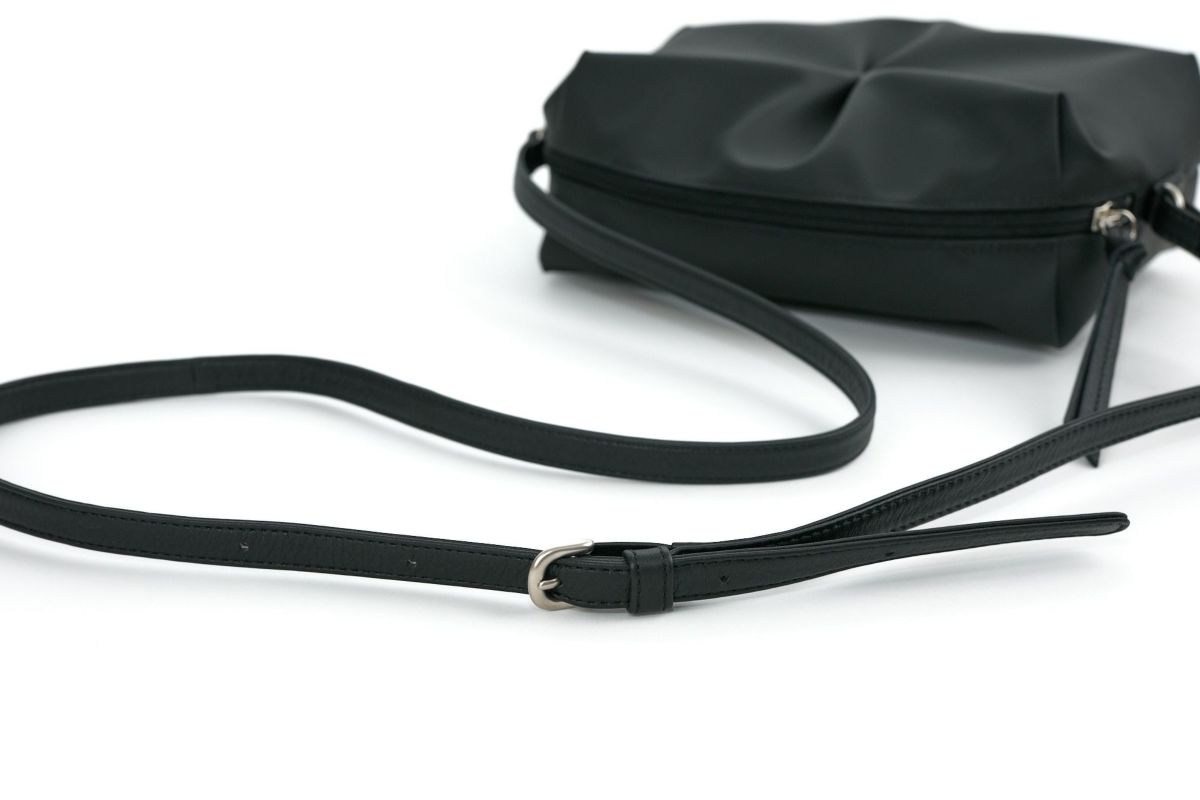 VIA DOAN ヴィア ドアン Pincer パンセ ミニショルダーバッグ 2306