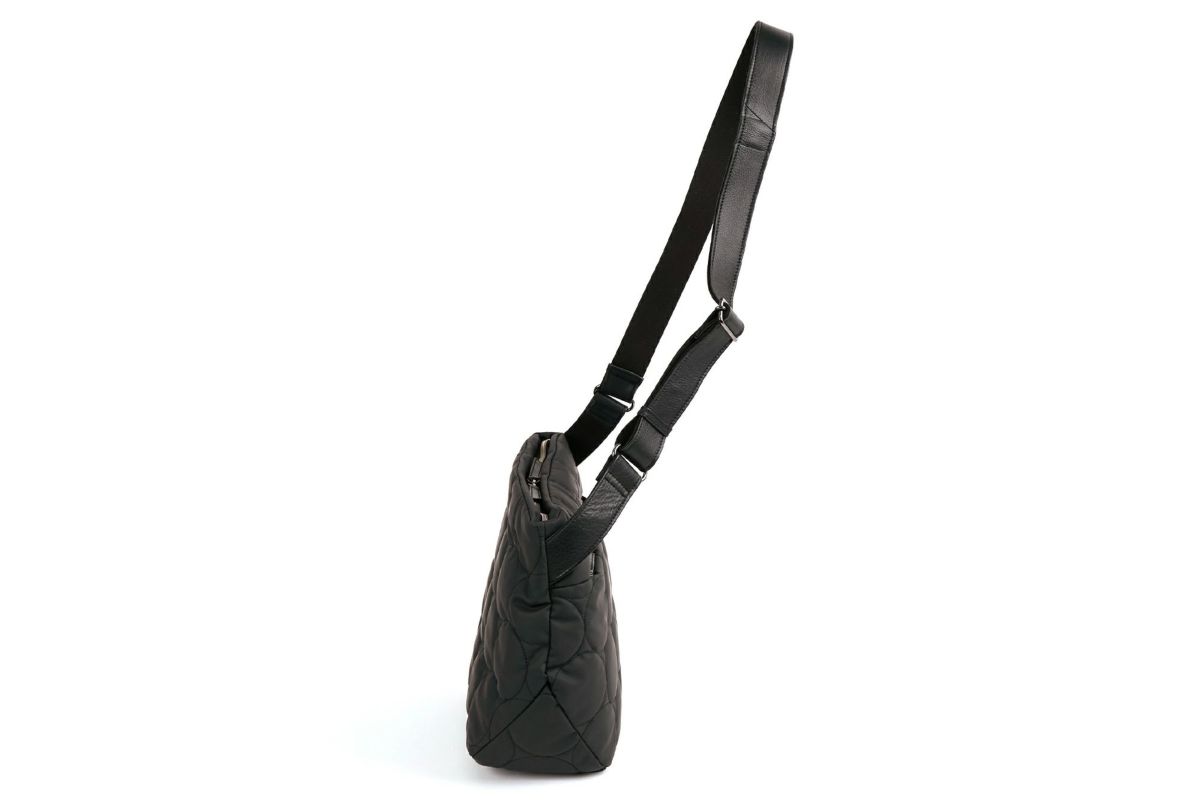 VIA DOAN ヴィア ドアン Parrot パロット マチ有ショルダーバッグ 1296