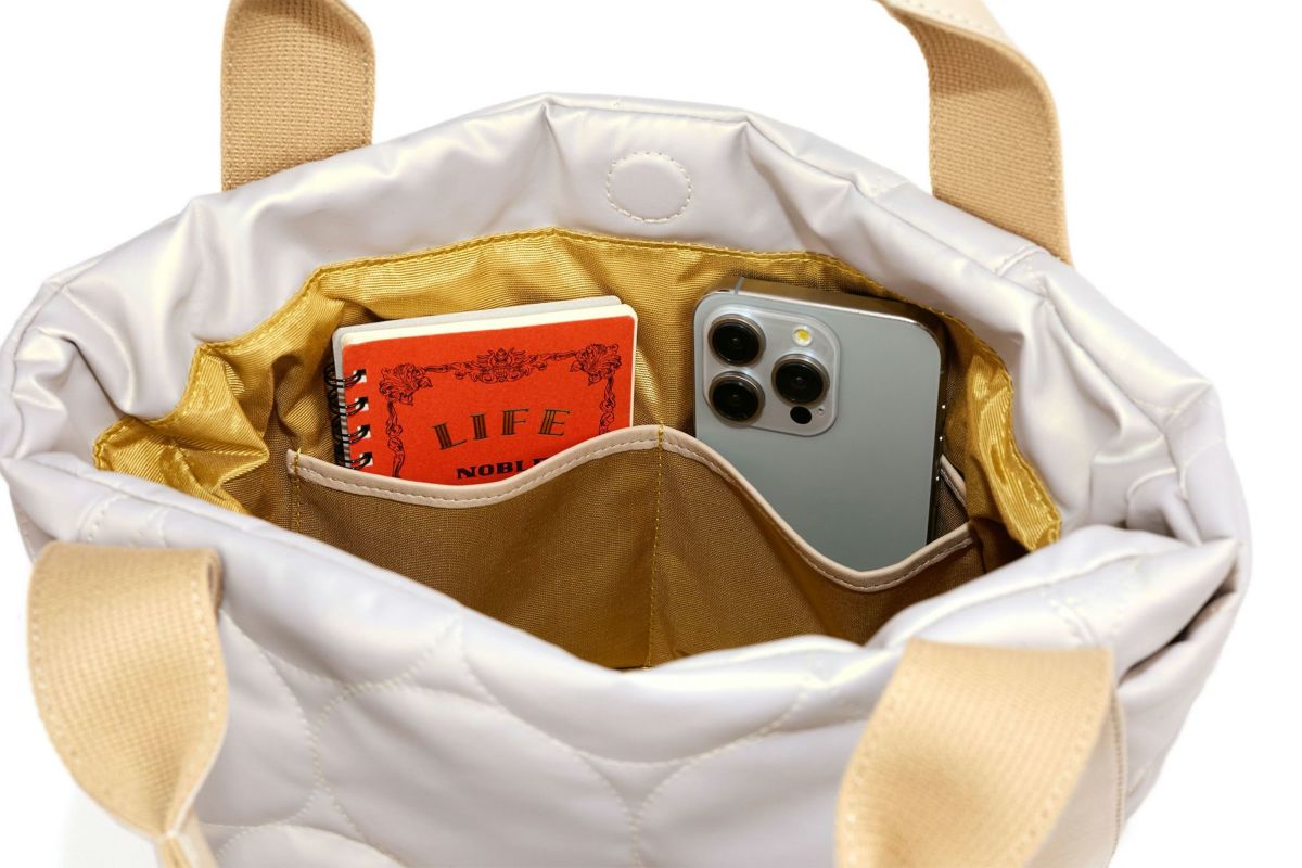 VIA DOAN ヴィア ドアン Parrot パロット 太マチ手さげバッグ 1286