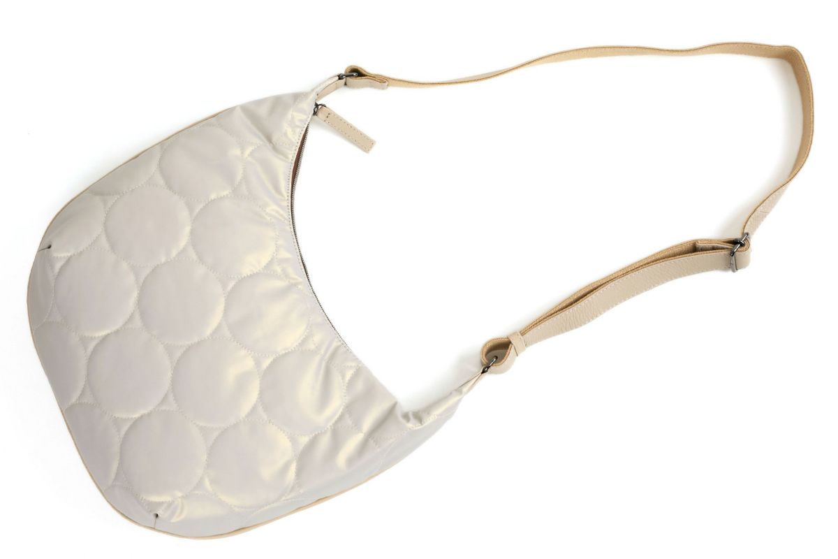 VIA DOAN ヴィア ドアン Parrot パロット 三日月型ショルダーバッグ 1284