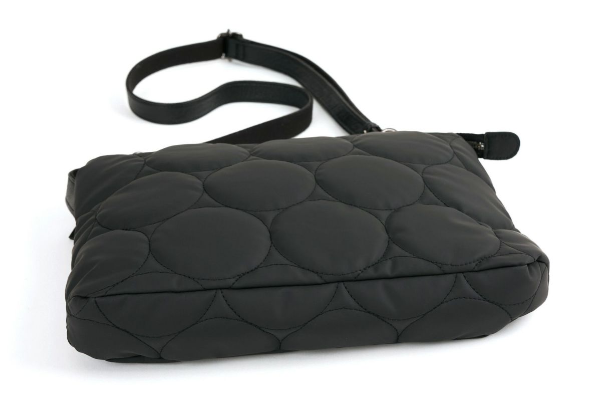 VIA DOAN ヴィア ドアン Parrot パロット 薄マチショルダーバッグ 1282