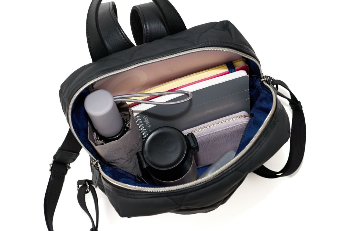 VIA DOAN ヴィア ドアン Parrot パロット リュック 1277