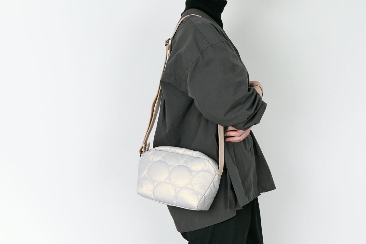 VIA DOAN ヴィア ドアン Parrot パロット マチ有ショルダーバッグ 1276