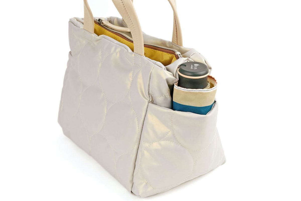 VIA DOAN ヴィア ドアン Parrot パロット あおり型手さげバッグ 1275