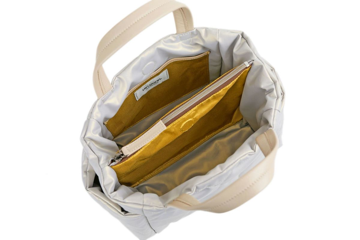 VIA DOAN ヴィア ドアン Parrot パロット あおり型手さげバッグ 1275