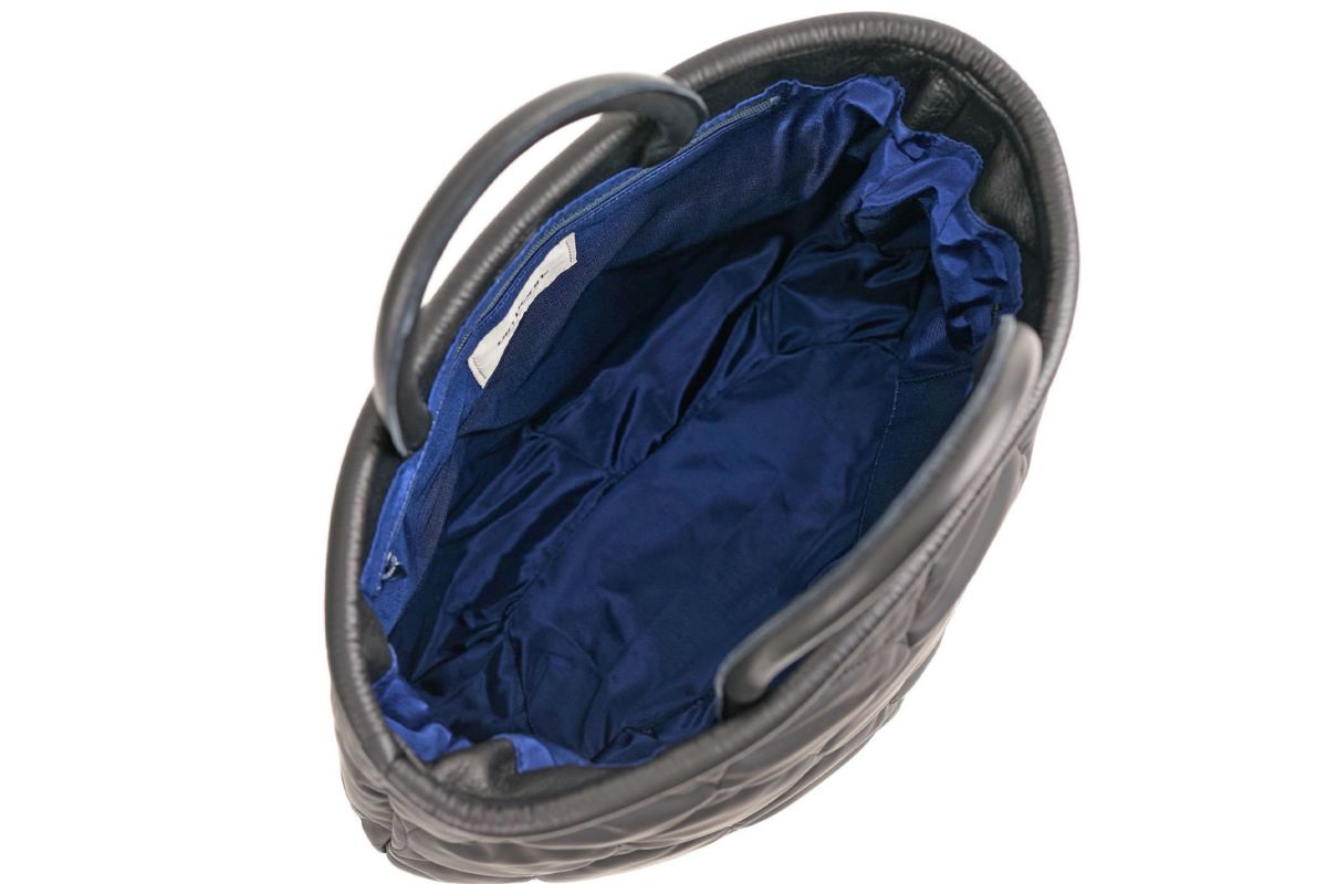 VIA DOAN ヴィア ドアン Parrot パロット 横型手さげバッグ 1274