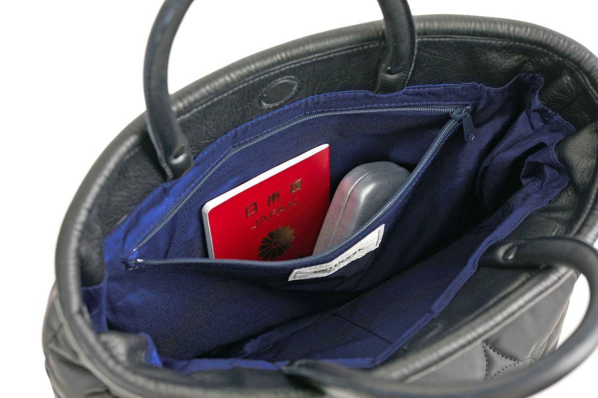 VIA DOAN ヴィア ドアン Parrot パロット 横型手さげバッグ 1274