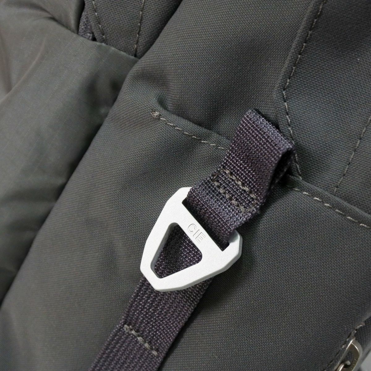 CIE シー PRIOR デイパック 035001