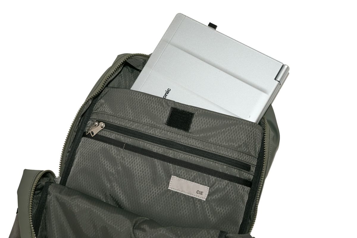 CIE シー GRID3 BACKPACK 032204