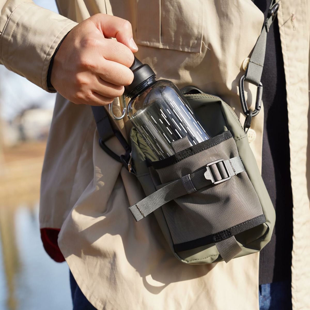 CIE シー GRID3 ボトルミニショルダーバッグ 032067