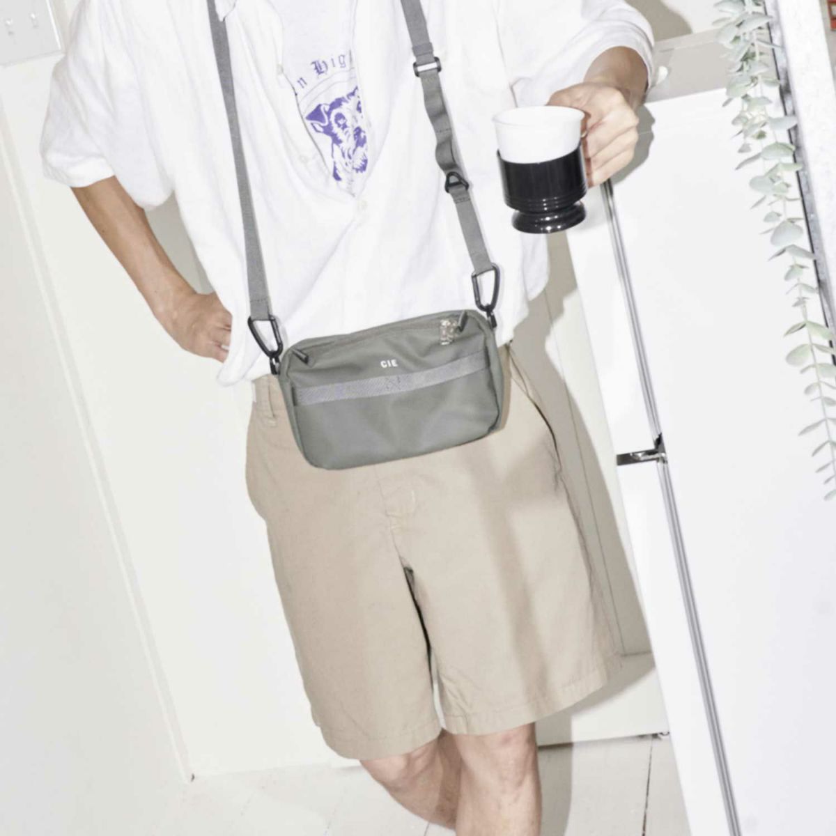 CIE シー GRID3 ミニショルダーバッグ 032062