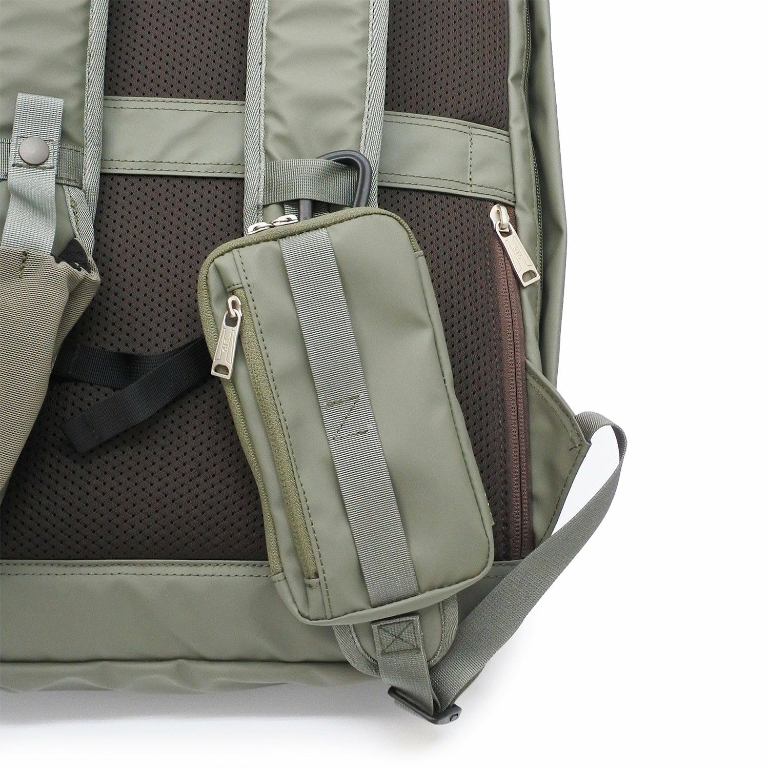 CIE シー GRID3 モバイルポーチ ATT-05 032060