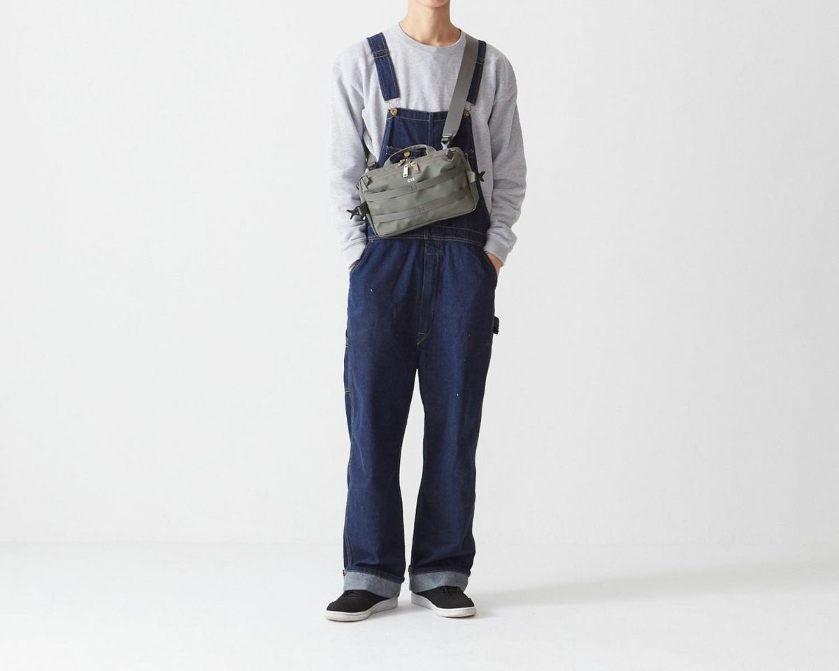 CIE シー GRID3 2WAYスリングバッグ 032057