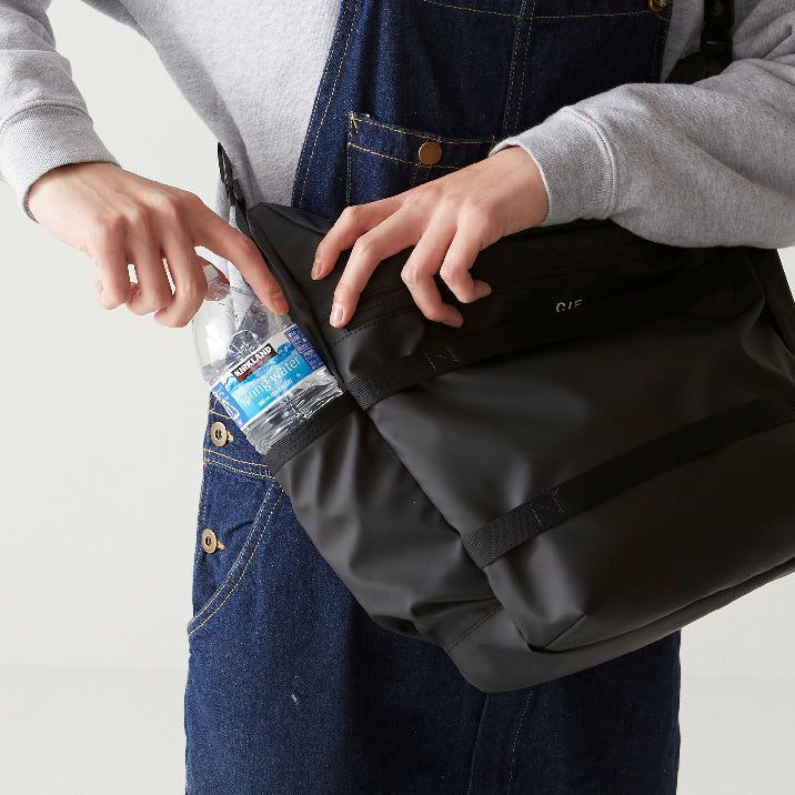 CIE シー GRID3 ショルダーバッグ02 L 032055