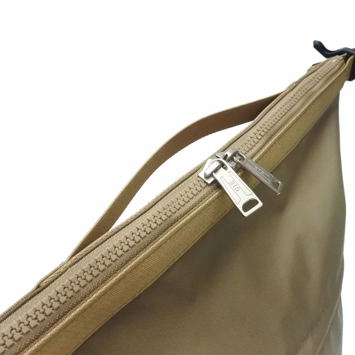 CIE シー FLOW ドライショルダーバッグ S 022106