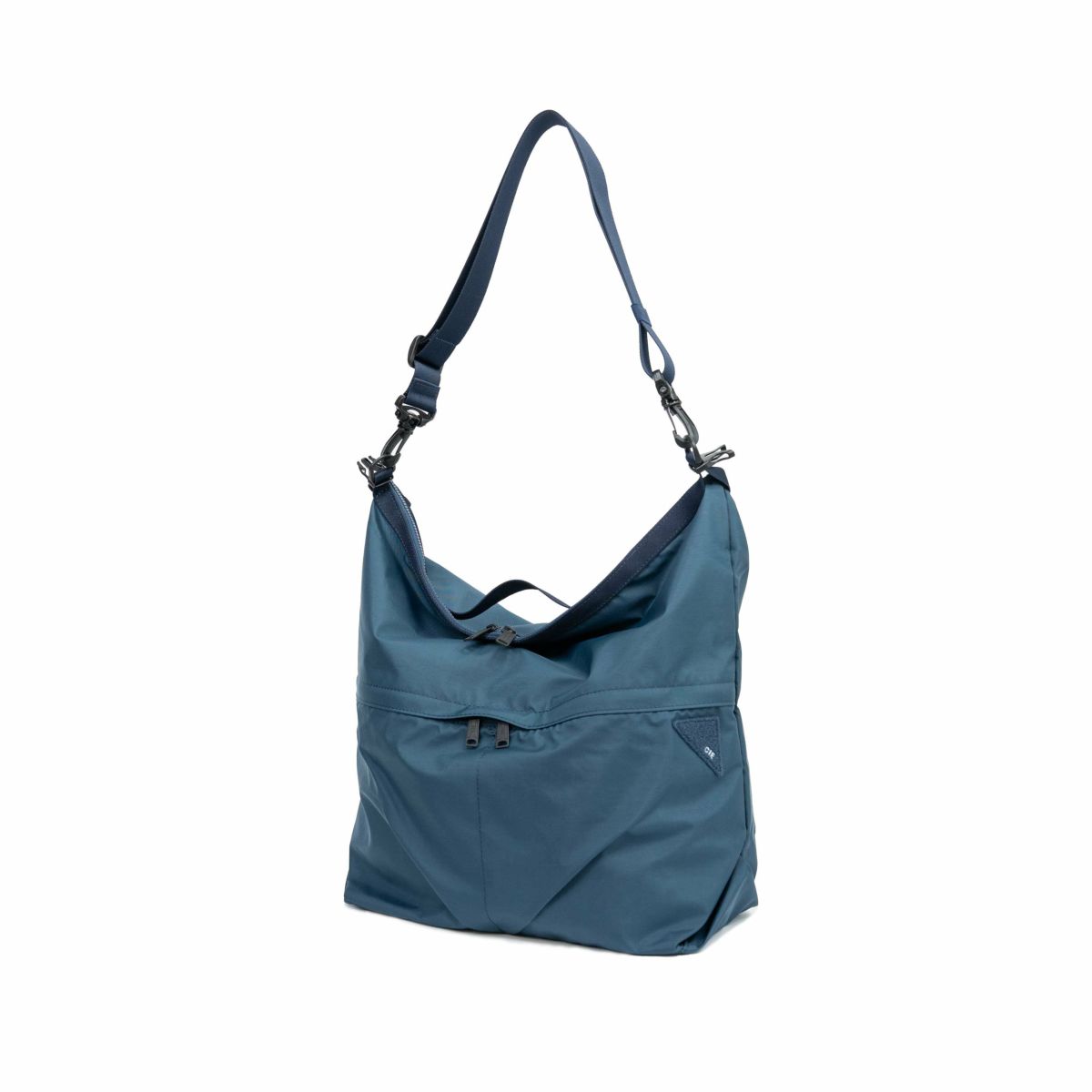 CIE シー FLOW ドライショルダーバッグ L 022105