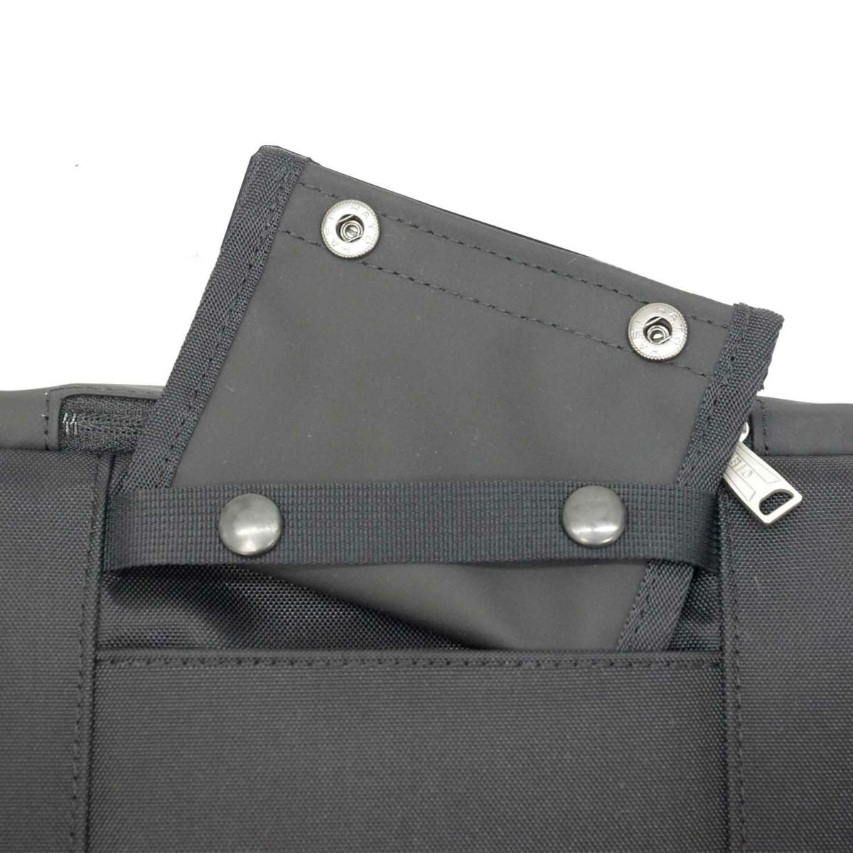 CIE シー VARIOUS ボディバッグ 021806