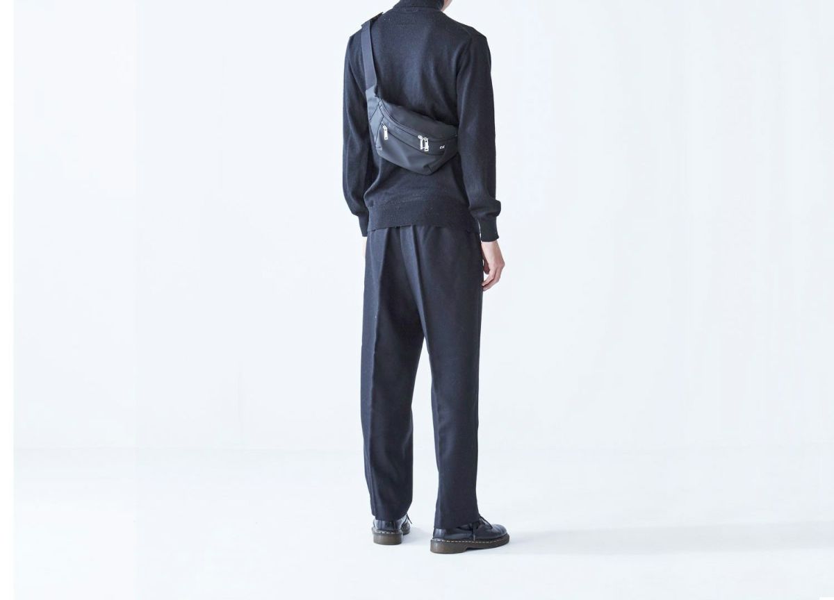 CIE シー VARIOUS ボディバッグ 021806