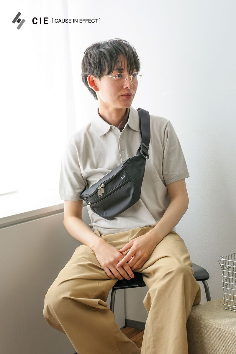 CIE シー VARIOUS ボディバッグ 021806