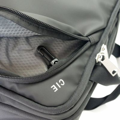 CIE シー VARIOUS 2WAYバックパック 021804