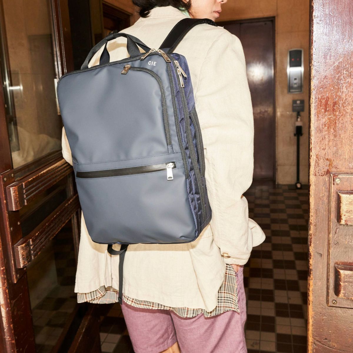 CIE シー VARIOUS 2WAYバックパック 021804