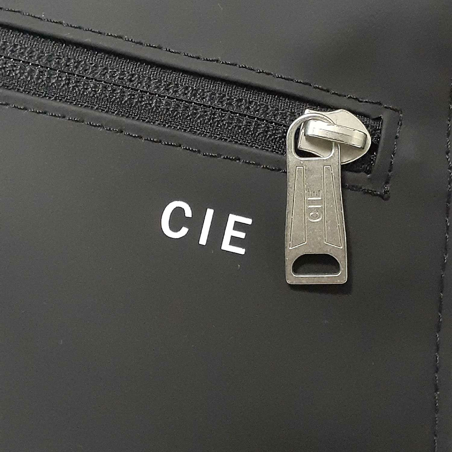 CIE シー VARIOUS ショルダー01 021802