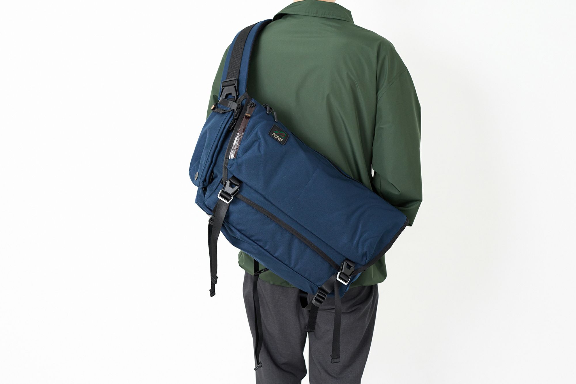 AS2OV アッソブ 330×1000D CORDURA STANDARD SERIES 330×1000D コーデュラ スタンダードシリーズ メッセンジャー 152318