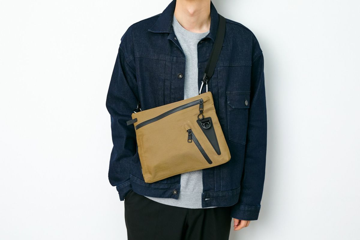 AS2OV アッソブ 3LAYER CORDURA 305D ウォータープルーフコーデュラ 305D サコッシュ 141603