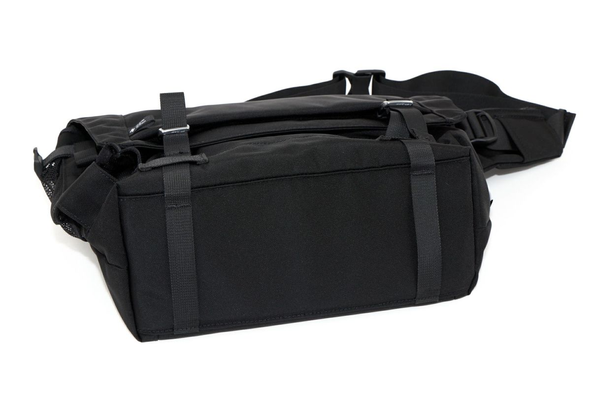 CIE シー ABLE ショルダーバッグ 202401