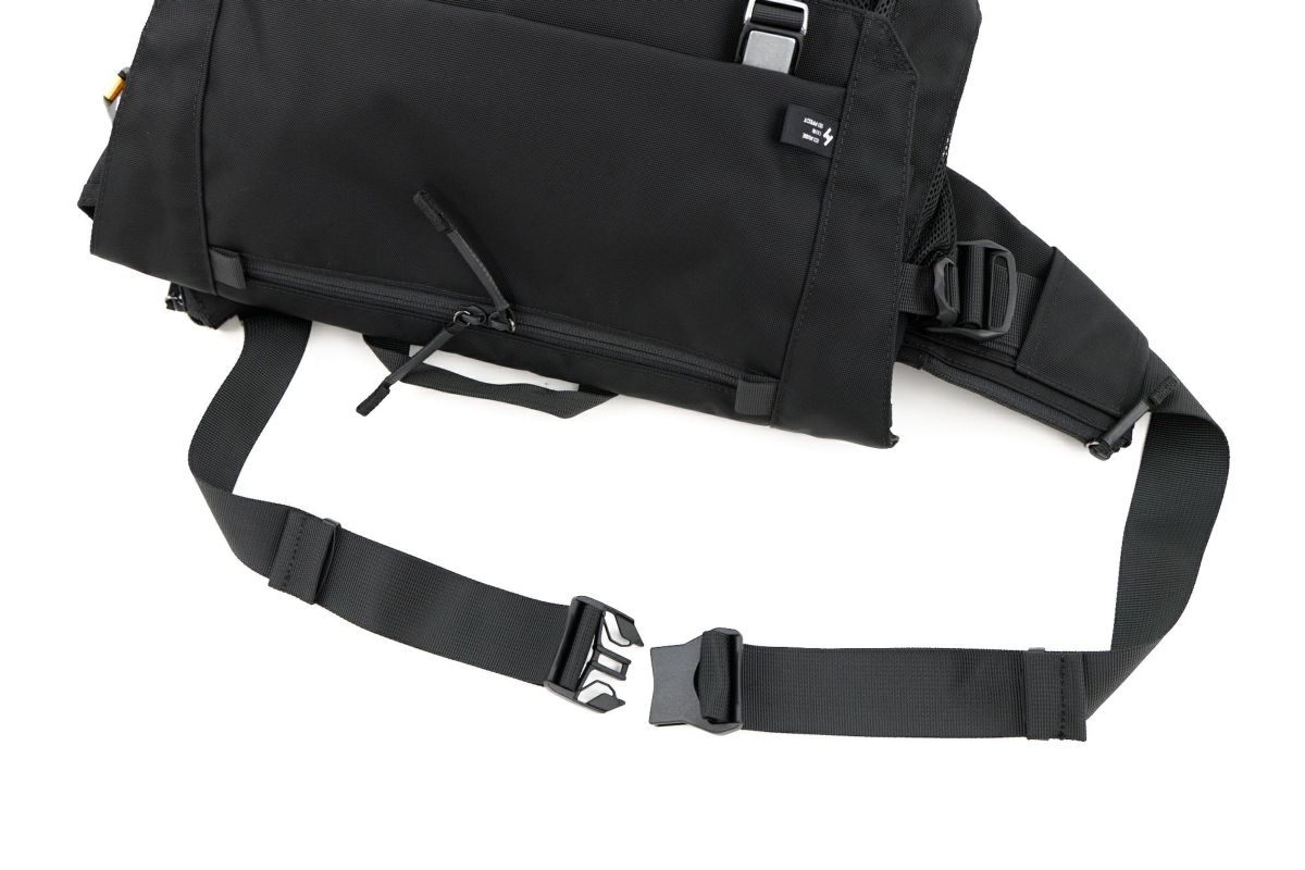 CIE シー ABLE ショルダーバッグ 202401