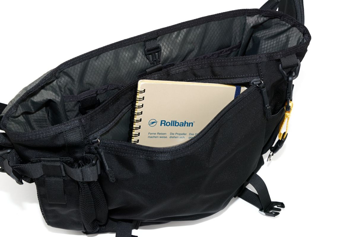 CIE シー ABLE ショルダーバッグ 202401