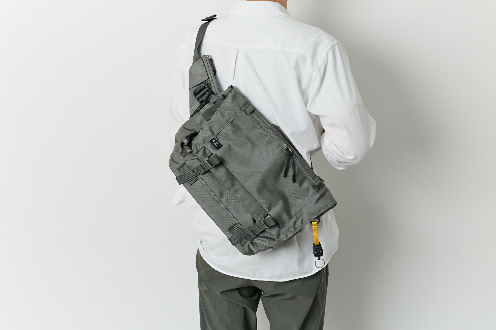 CIE シー ABLE ショルダーバッグ 202401