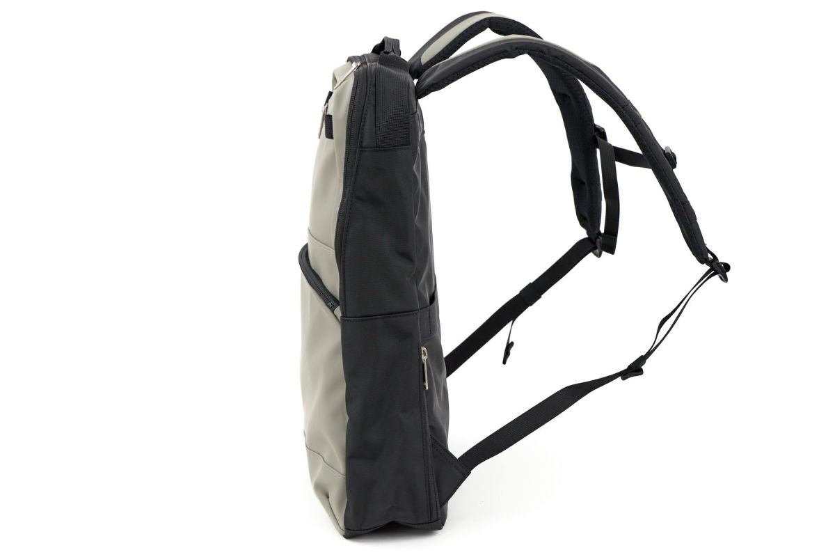 CIE シー VARIOUS スクエアバックパック 021826